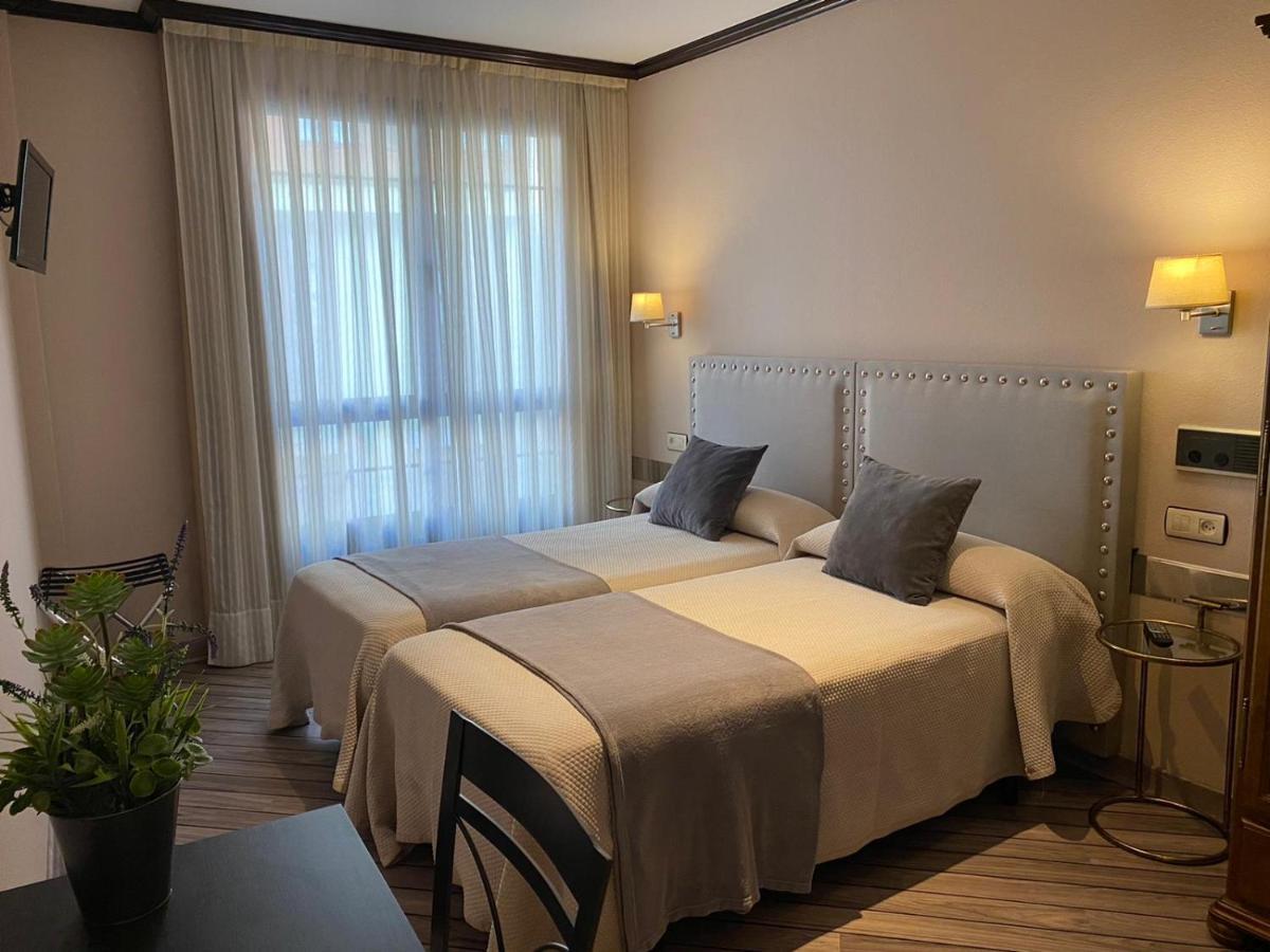 Hotel Los Molinos ยาเนส ภายนอก รูปภาพ