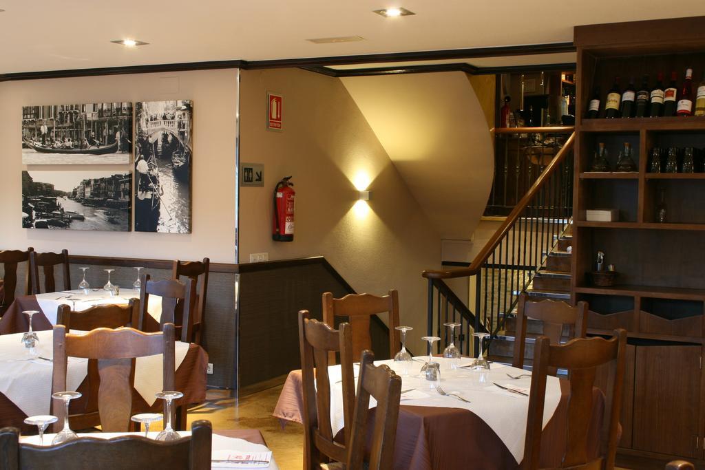Hotel Los Molinos ยาเนส ภายนอก รูปภาพ